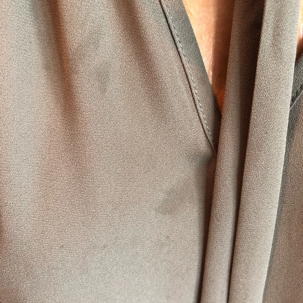 Olive Green - Massimo Blouse - Size M. - Picture 4 of 4